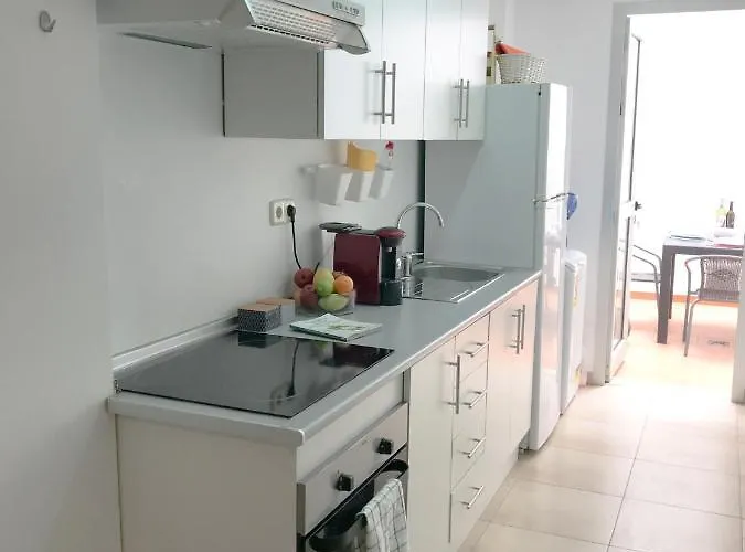 Citybeach - Parking & Wifi Apartment *